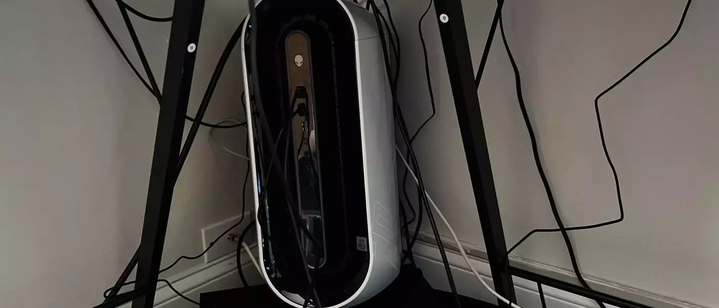 Embracing the Authentic Chaos of PC Gaming Desktops