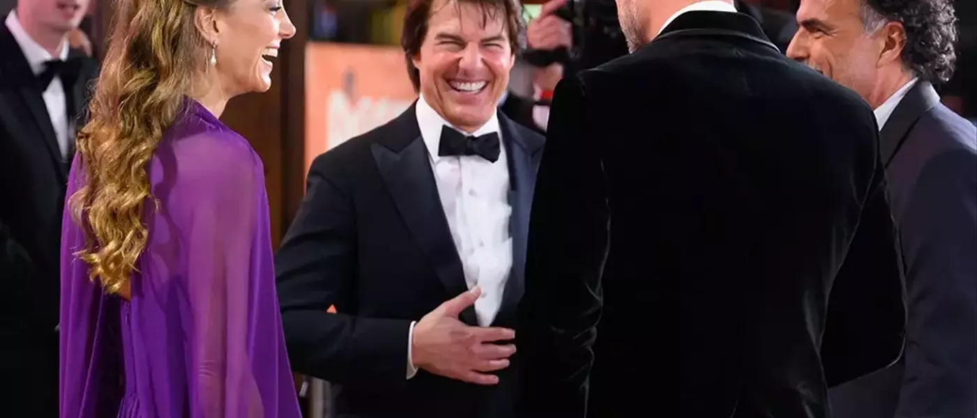 Royal Attendance Graces 'Digger' Premiere, Cruise Praises Arts Supporters