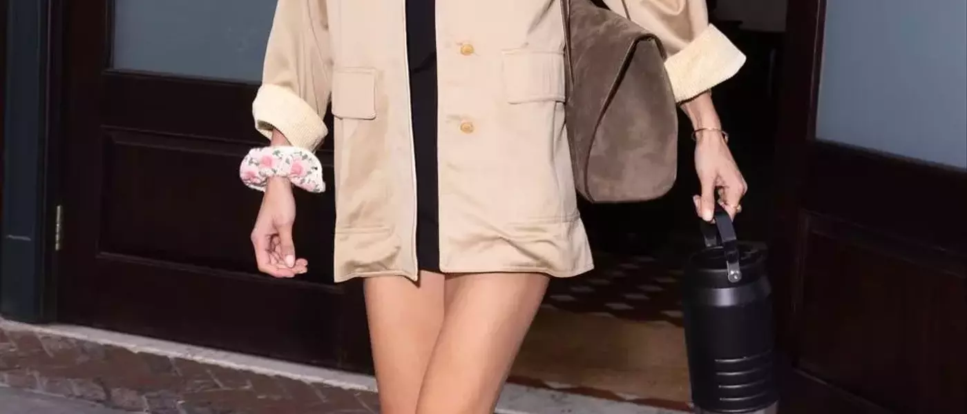 Bella Hadid's Style Influence: A Deep Dive into Her Favorite Vivaia Sneakers