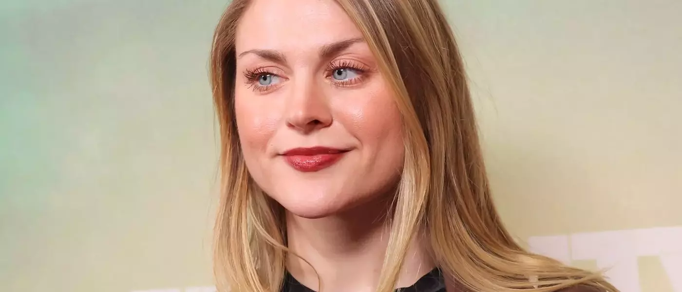 Frances Bean Cobain Embraces Evolved Grunge Style for Red Carpet Return