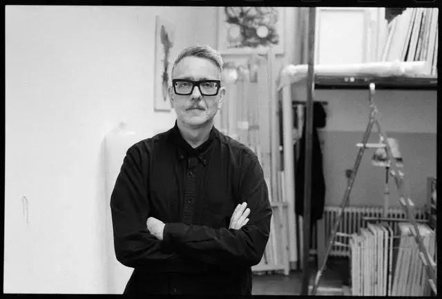 Volker Hermes: Unveiling Hidden Narratives in Historical Portraits Through Digital Art