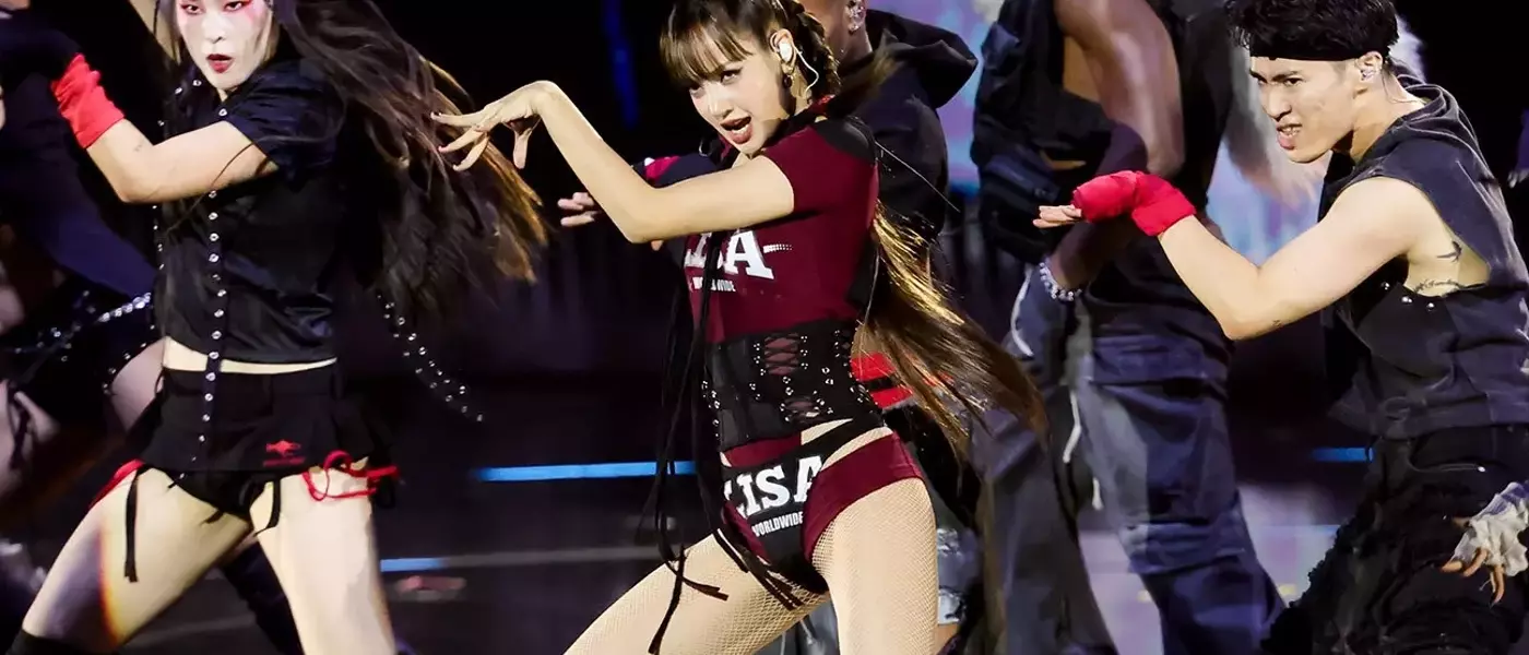 Lisa's Triumphant Night at the 2026 MTV VMAs: Thrilling Performance and Major Win