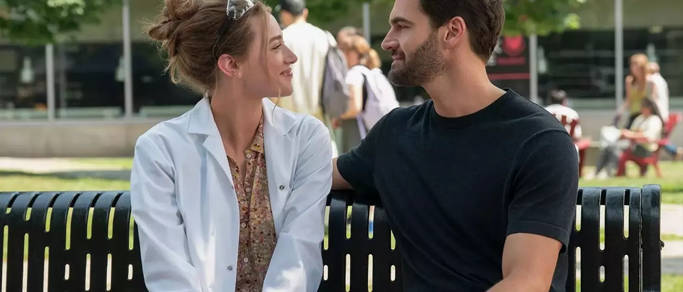 Author Ali Hazelwood to Release Sequel to 'The Love Hypothesis,' Film Adaptation in Development