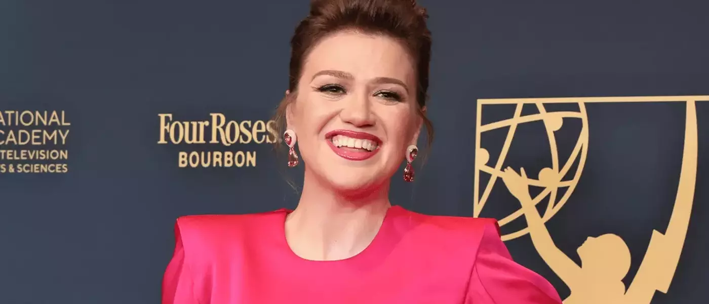 Kelly Clarkson Advocates for Separate Music Charts for AI Artists