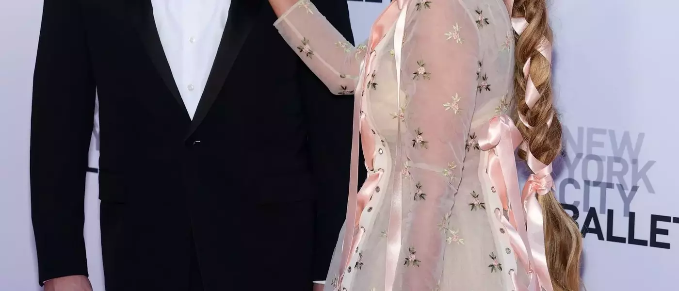 Sarah Jessica Parker Dazzles at New York City Ballet Gala with Ribboned Updo