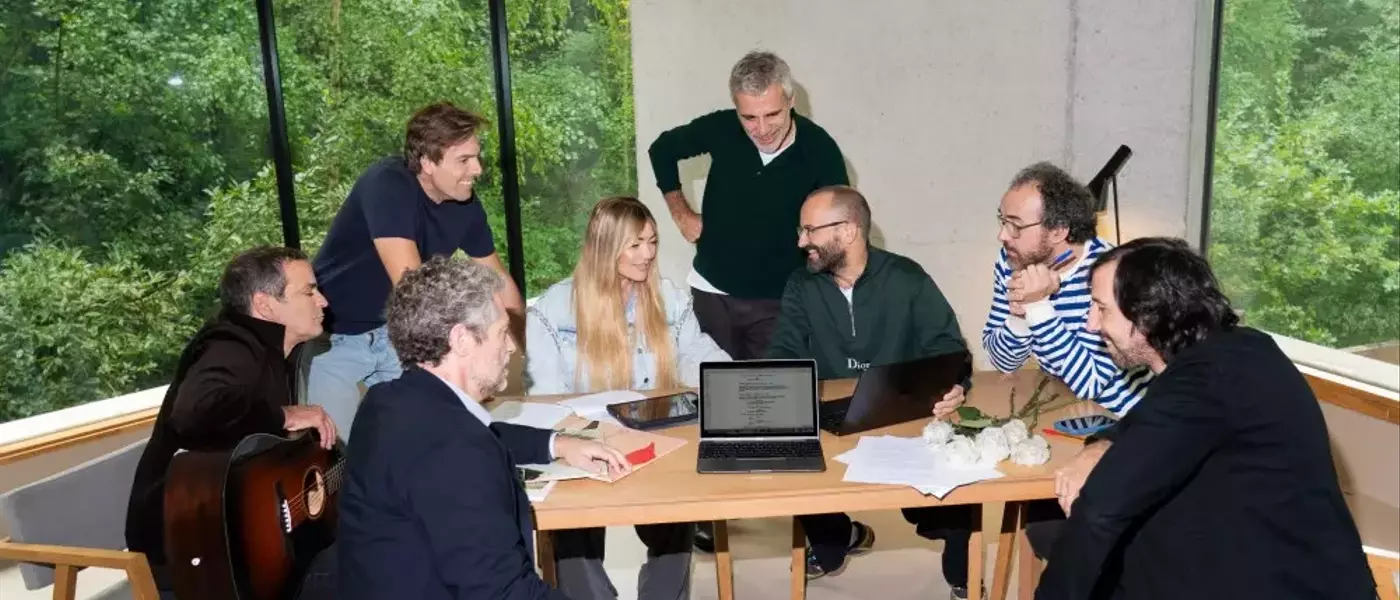 Romantic Musical "Puedes Contar Conmigo" to Feature La Oreja de Van Gogh's Music