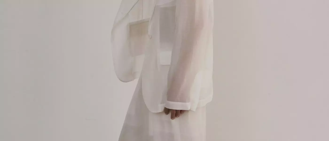 Co's Spring Collection: Embracing Weightless Elegance for Extreme Heat