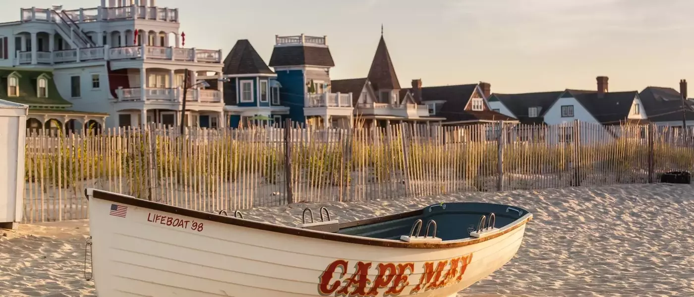 A Comprehensive Guide to Cape May: Birdwatching, Stays, and Culinary Delights