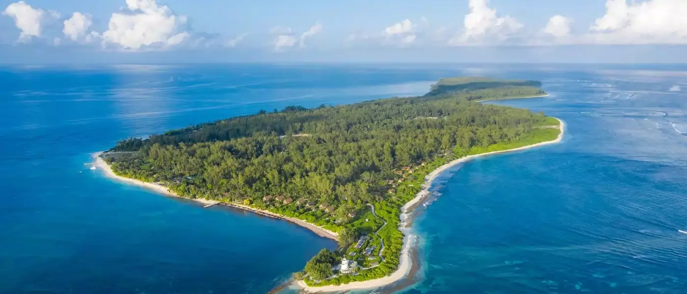 Luxurious Retreats: A Guide to the Seychelles' Finest Resorts