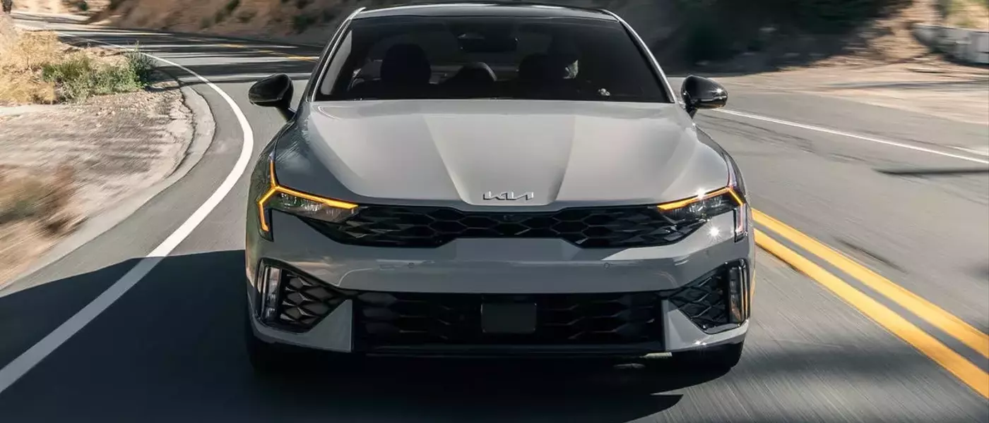 2027 Kia K5: Blending Style with Performance in the Mid-Size Sedan Segment