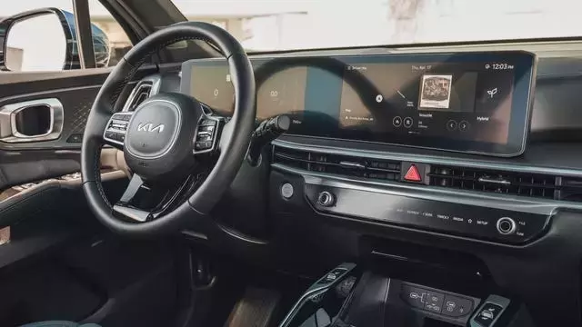 2025 Kia Sorento Hybrid: A Detailed Look at the Interior