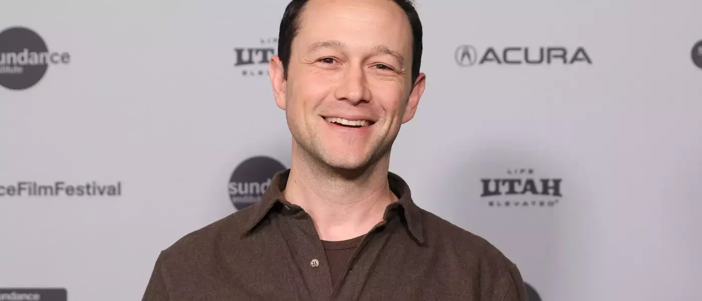 Joseph Gordon-Levitt Urges Focus on AI Developers, Not AI Itself