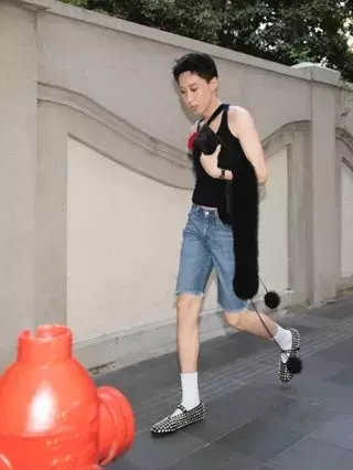 Shanghai Fashion Week SS27: The Best Street Style