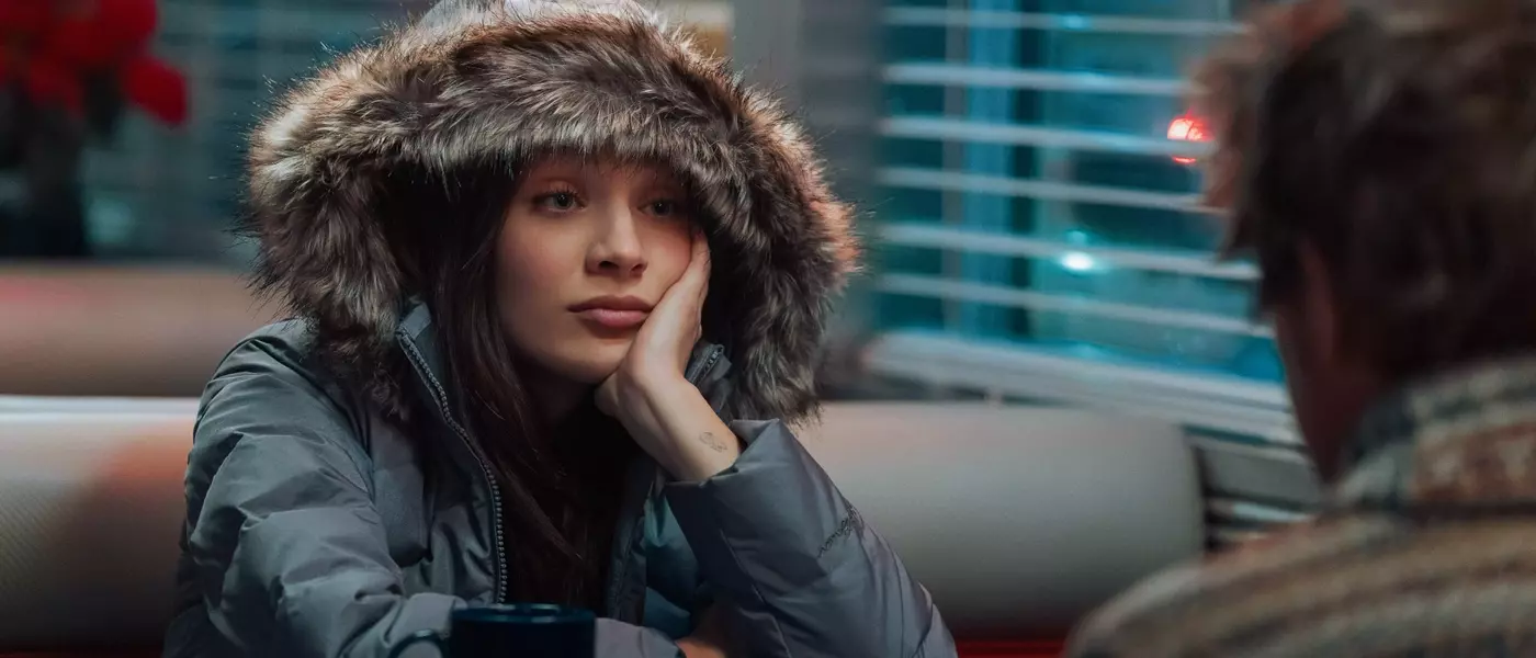 Maddie Ziegler Trapped in Festive Time-Loop in Netflix's 'In A Holidaze'