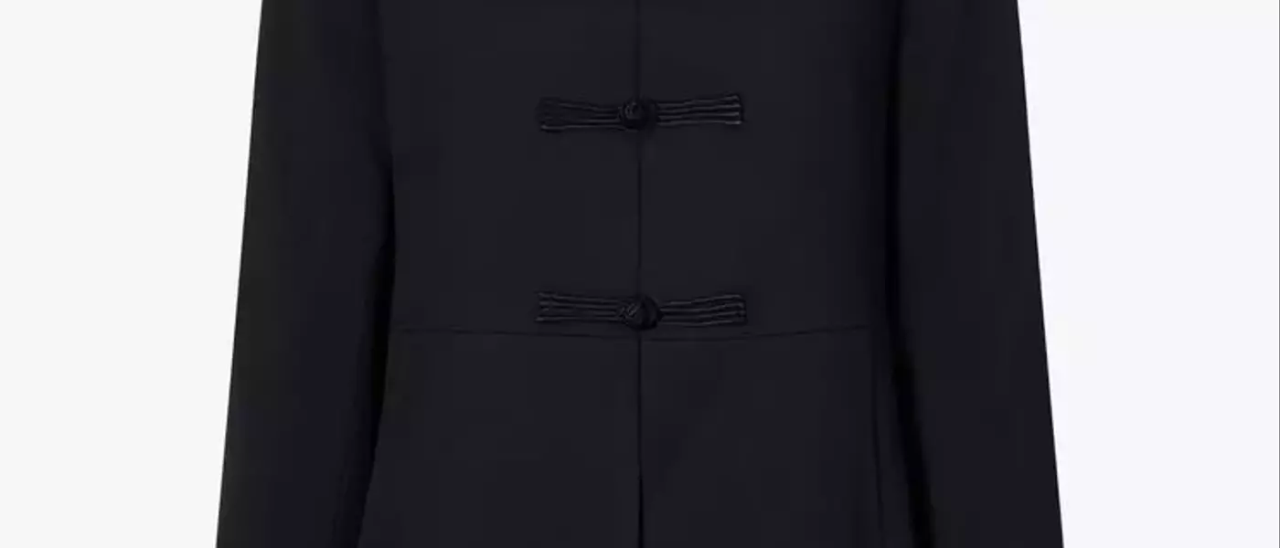 The Lady Jacket: A Modern Wardrobe Essential