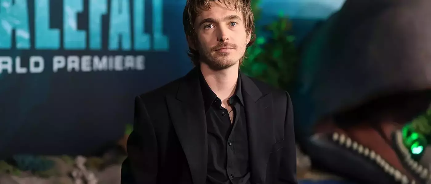 Austin Abrams Reflects on Demanding Roles in 'Whalefall' and 'Resident Evil'