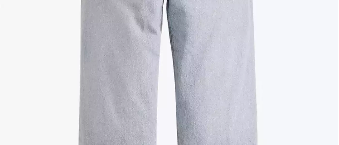 The Enduring Appeal of Baggy Jeans in Modern Menswear