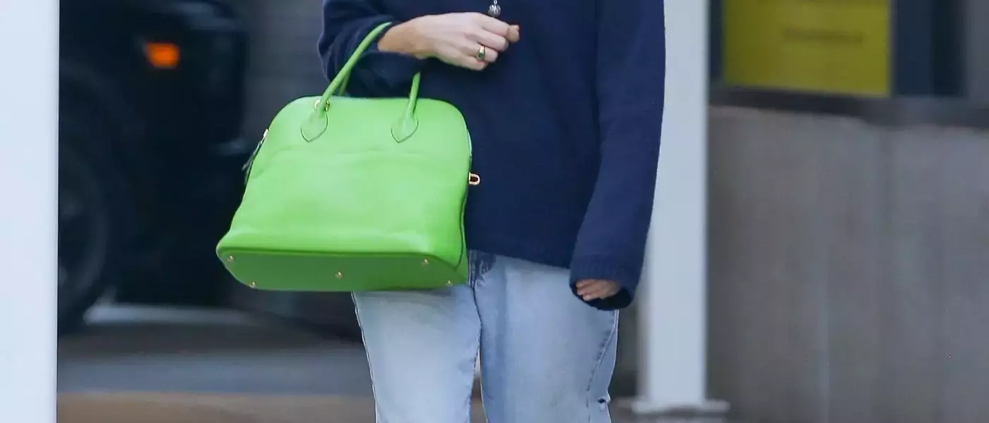 Jennifer Lawrence's Bold Green Hermes Bag Steals the Spotlight, Signaling a Shift in Fashion Trends