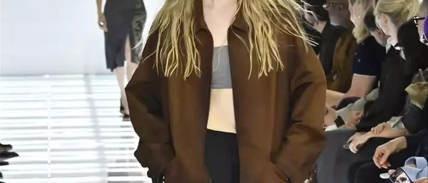 The Art of Contrast: Pairing Statement Skirts with Technical Jackets