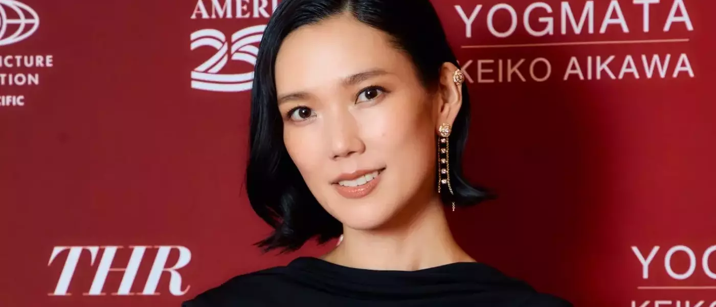 Tao Okamoto Honored with Trailblazer Award at Tokyo American Club