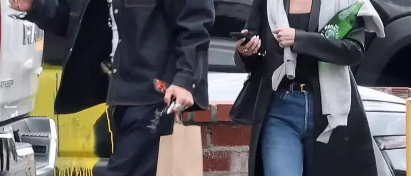 Dakota Johnson and Machine Gun Kelly: A New Hollywood Romance?