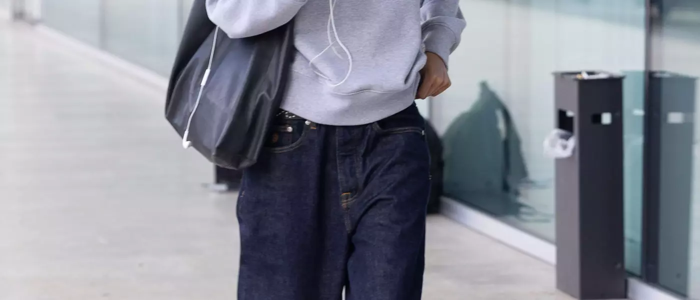 The Ultimate Guide to Styling Baggy Jeans with the Perfect Footwear