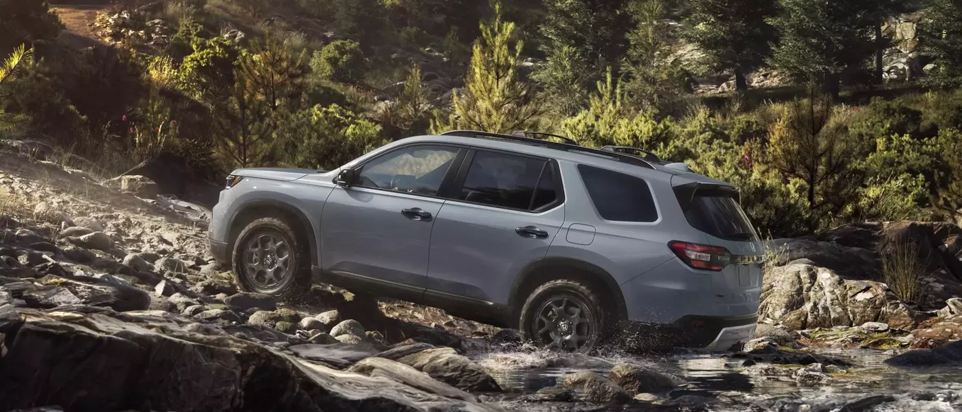 Three Family SUVs in Dire Need of Hybrid Powertrain Options