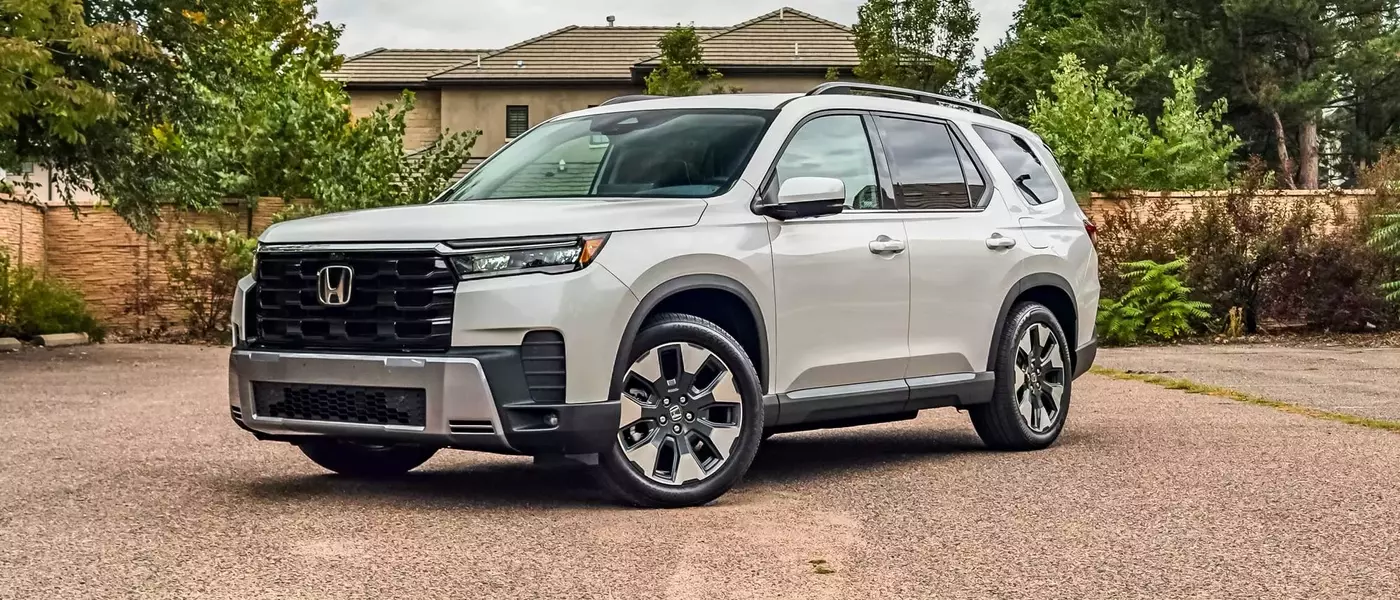 The 2026 Honda Pilot: A Comprehensive Review of the 'Default Family SUV'