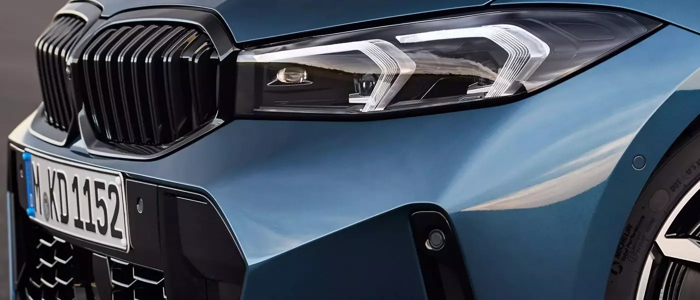 Top Luxury Sedans of 2027: A Refined Selection for Discerning Drivers