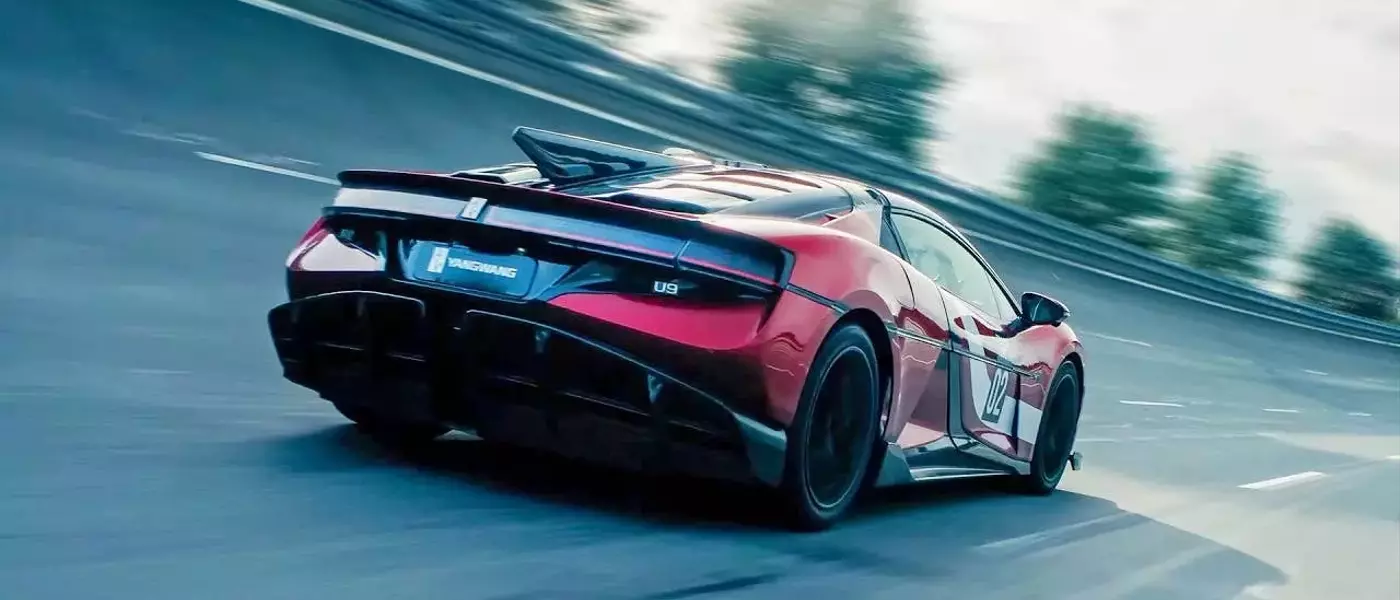 BYD's Hypercar Aims to Shatter Speed Records Beyond 310 MPH
