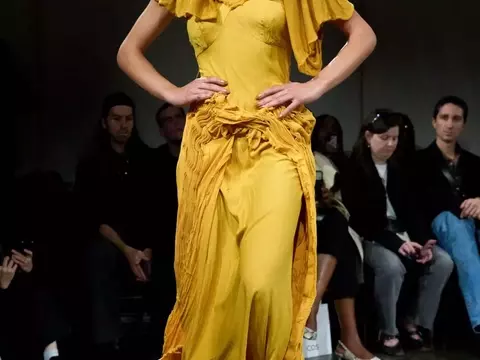 Paolo Carzana's Spring 2027 Ready-to-Wear Collection: A Glimpse into Future Fashion