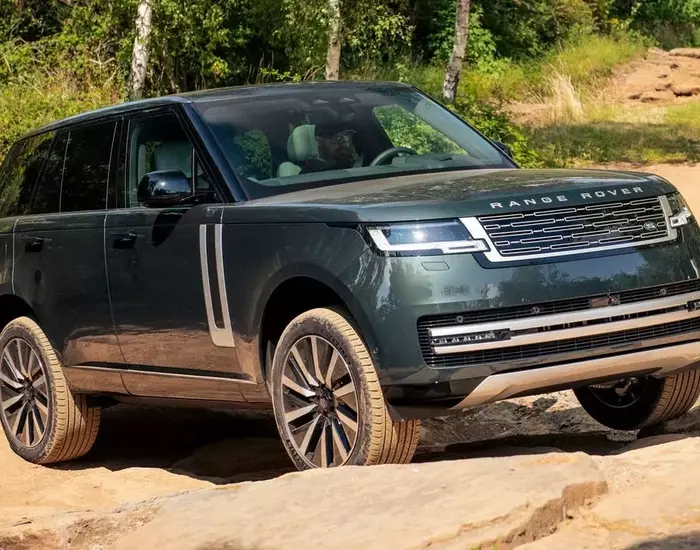 2027 Land Rover Range Rover Electric: A New Era of Luxury Off-Roading