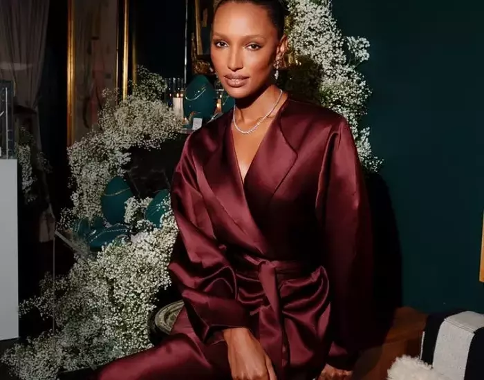 Jasmine Tookes on the Sentimental Value of Jewelry and Her Jared Holiday Edit