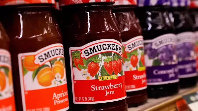 J.M. Smucker's Stellar Q1 2027 Performance and Upgraded Fiscal Outlook