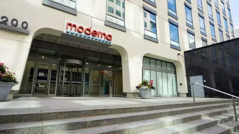 Moderna Stock Soars as Wolfe Research Upgrades Rating on Cancer Vaccine Progress