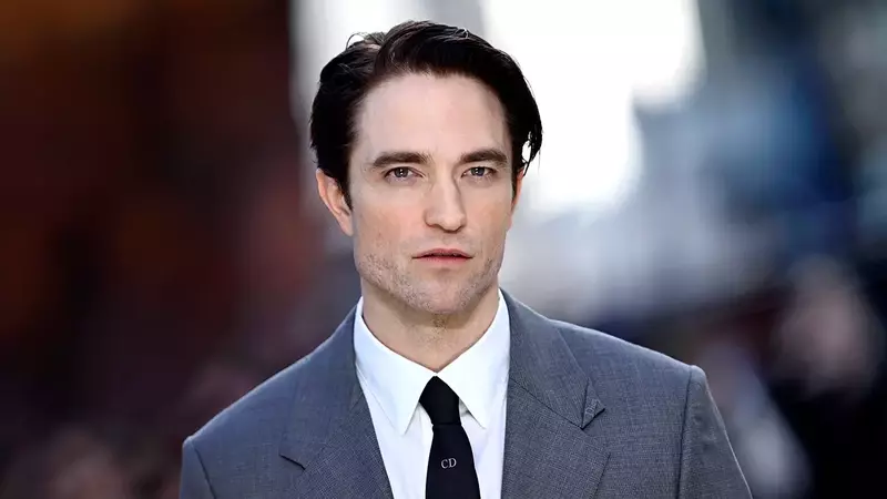 Robert Pattinson's Challenge: Mastering Chris Hansen's Voice for 'Primetime'