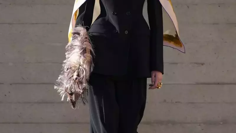 Roksanda's Spring 2027 Ready-to-Wear Collection: A Vision of Modern Elegance
