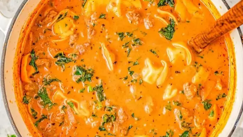 Embrace the Cozy Season: 21 Effortless Soup Recipes for Autumn and Winter