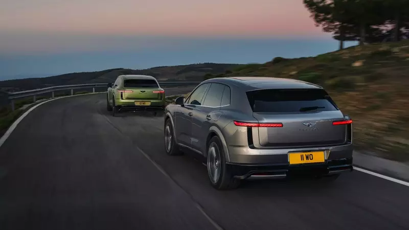 Bentley's First Electric SUV: The 2028 Torcal S Redefines Luxury Performance