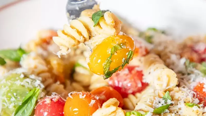 Mezze Marvels: Transforming Dips into Dynamic Pasta Sauces