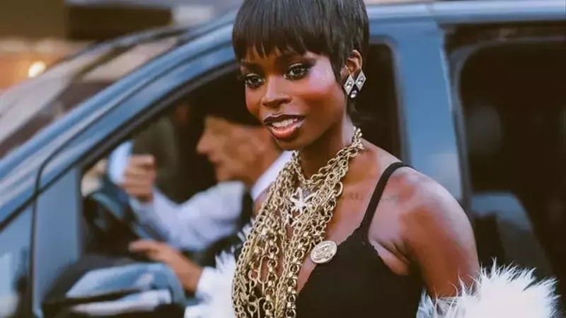 Milan Fashion Week Street Style: A Glimpse Beyond the Runway
