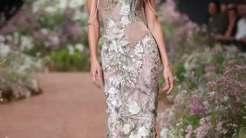 Elie Saab's Dazzling Spring 2027 Ready-to-Wear Collection Unveiled