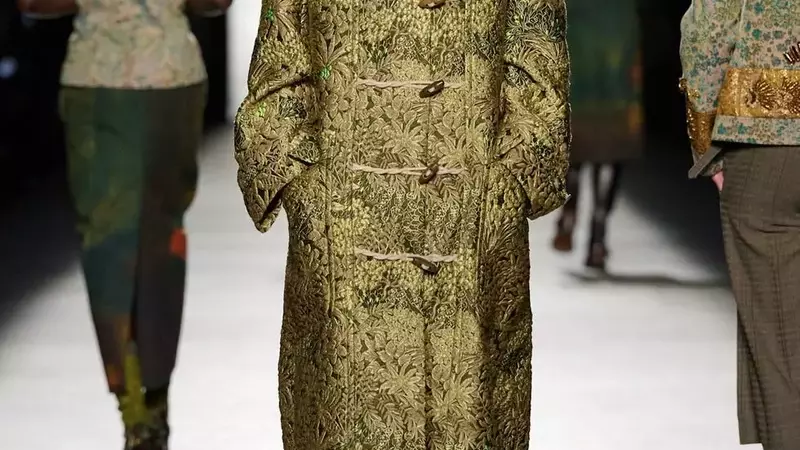 Jacquard: The Ultimate Fall Fabric Trend for Versatile Style