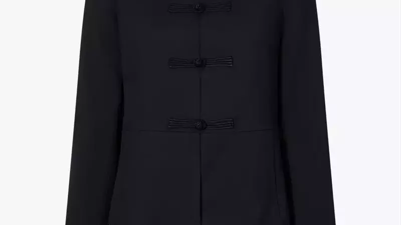 The Lady Jacket: A Modern Wardrobe Essential