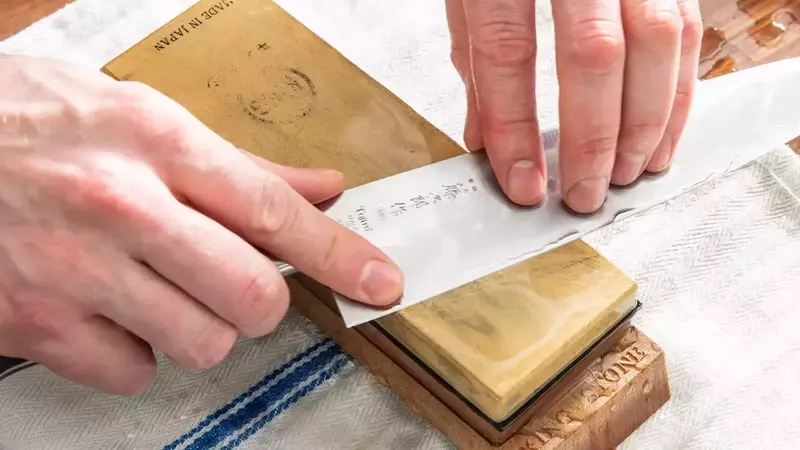 Mastering the Art of Knife Sharpening with a Whetstone