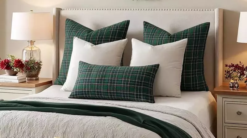 Timeless Holiday Decor: Embracing the Ralph Lauren Aesthetic