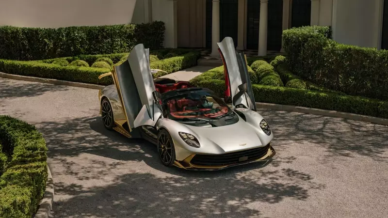 2028 Aston Martin Valhalla Spider: Open-Air Hybrid Supercar Unveiled