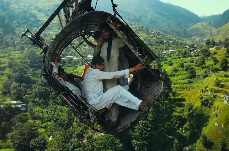 Pakistan Selects 'Hanging by a Wire' for International Oscar Contention